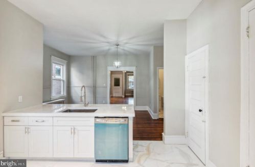620 64th St, Philadelphia, PA 19151-3837