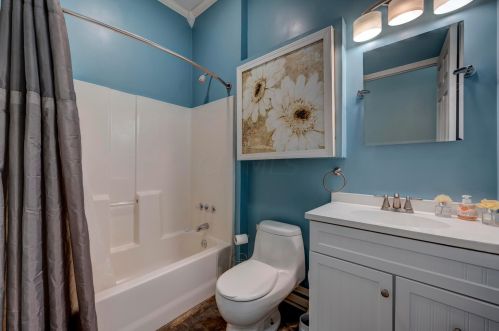 312 Oak St, Hide Away Hills OH  43107-1038 exterior