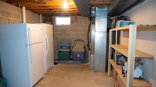 5142 Shawnee Blvd, Schnecksville PA  18078-2609 exterior