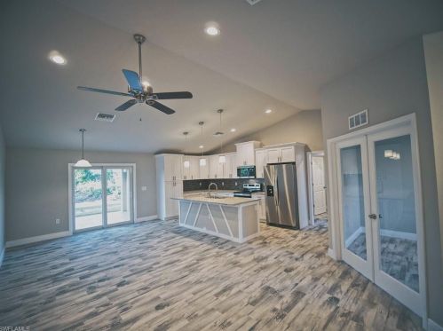 3105 37th St, Lehigh Acres, FL 33971-7729