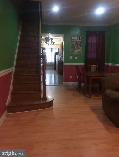 626 Mckean St, Philadelphia, PA 19148-2415
