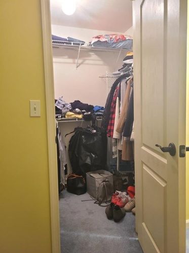 4 Saratoga Ct, Easton PA  18040-1046 exterior