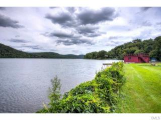 35 Ledgewood Dr, Sherman, CT 06784-2040