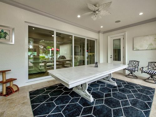 11171 53rd Ave, Saint Petersburg FL  33708-2936 exterior