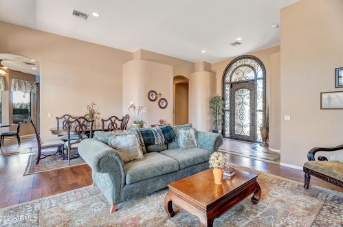 1724 Blue Ridge Way, Chandler, AZ 85248-5411