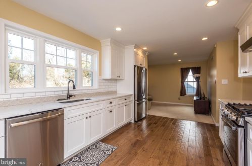 308 Ross Ln, Collegeville PA  19426-1877 exterior