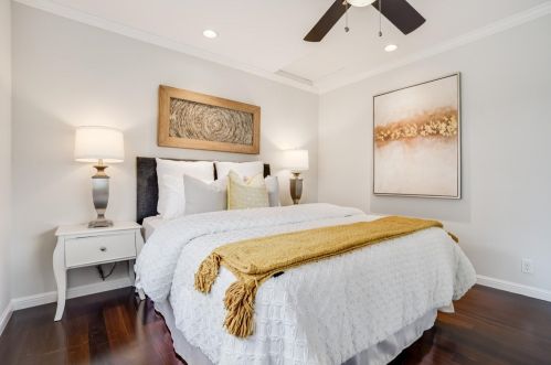 1009 Marsh Rd, Redwood City CA  94063-4431 exterior