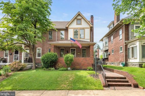 1411 Hamilton St, Wilmington, DE 19806-1316