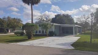 47 Magnolia Ln, Wildwood, FL 34785-9059