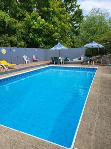 122 Ridge Hill Dr, Newport, KY 41076-1618