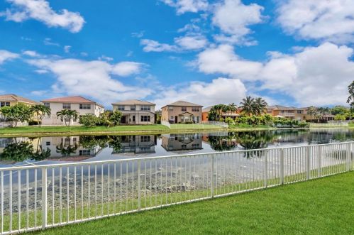 16392 29th St, Hollywood FL  33027-5221 exterior