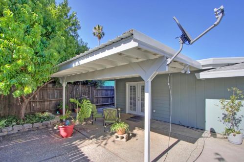 642 Dodds Dr, Woodland CA  95776-4258 exterior