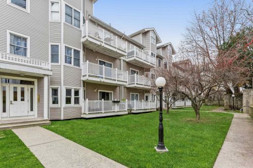 4508 Smith Ave, North Bergen NJ  07047-2752 exterior