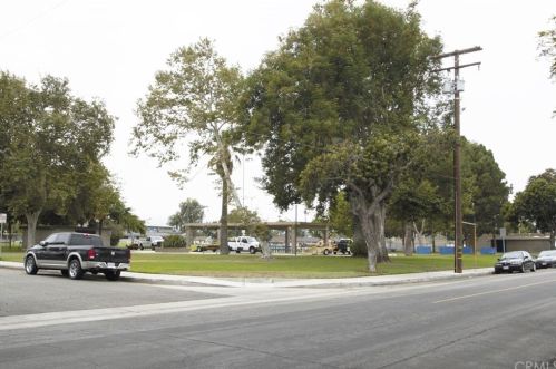 363 232nd St, Long Beach, CA 90745-5402