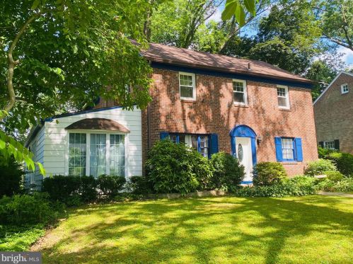 645 Chelten Hills Dr, Melrose Park, PA 19027-1319