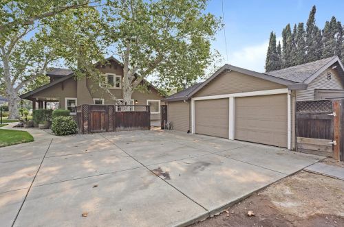 632 L St, Rio Linda CA  95673-3443 exterior