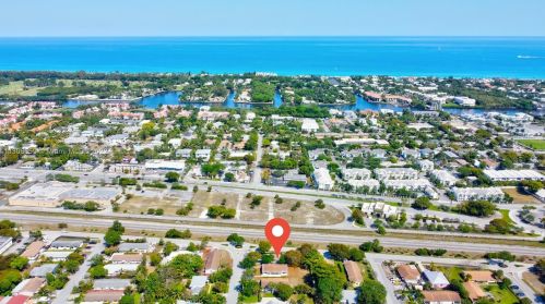 262 12th St, Delray Beach FL  33444-2916 exterior