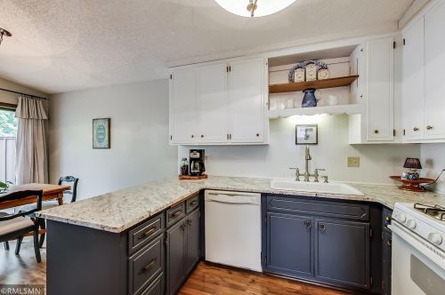 2630 Aspen Ct, Saint Paul, MN 55110-5625
