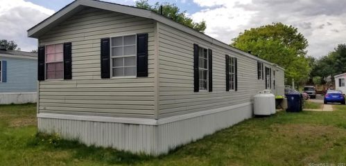 8 Pond Way, North Windham, CT 06256-1041