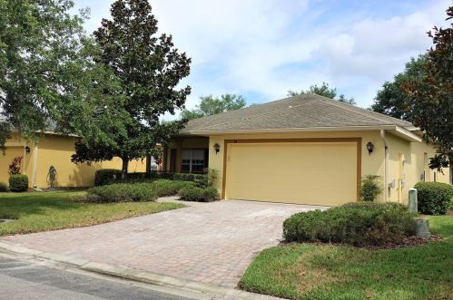 34 Knoll Wood Dr, Kissimmee, FL 34759-3104