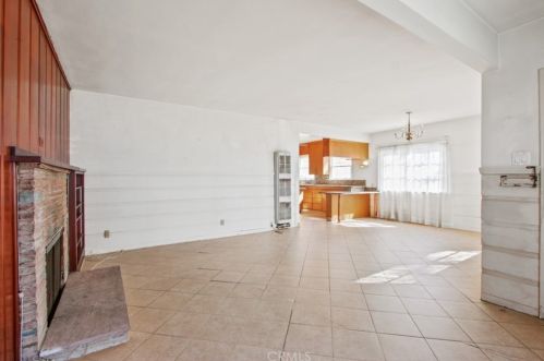 3540 Olive Ave, Long Beach, CA 90807-4644