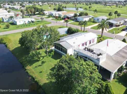 1081 Barefoot Cir, Sebastian, FL 32976-7014