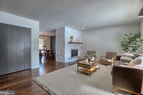 231 Vesper Rd, Swatara, PA 17033-2154