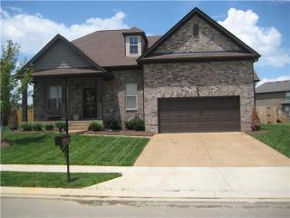 143 Mckain Xing, Hendersonville, TN 37075-6734