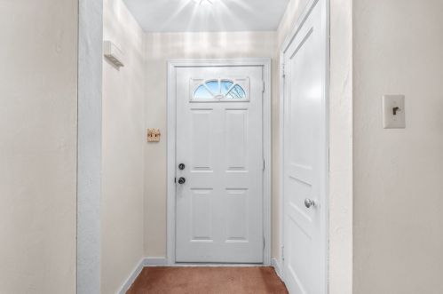 4637 Willock Rd, Pittsburgh, PA 15227-1526