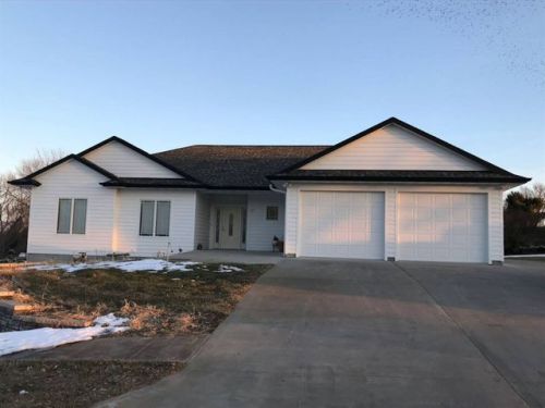 22 Cottonwood Dr, Niobrara, NE 68760-6083