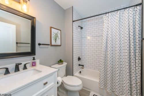 17 George St, Parsippany NJ  07834-1316 exterior