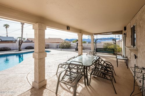 3886 Whaler Dr, Lake Havasu City AZ  86406-4302 exterior