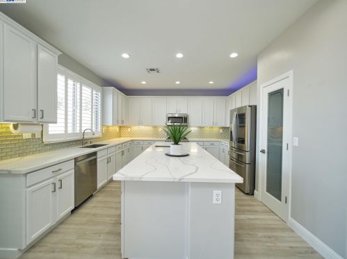 5009 Garlenda Dr, Folsom, CA 95762-5456