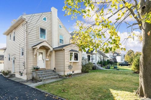 46 Webster Rd, Scarsdale, NY 10583-5735