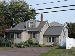 135 Martzville Rd, Berwick, PA 18603-1330