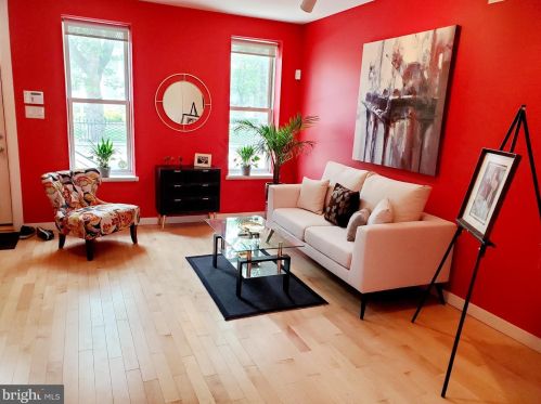 2417 Grays Ferry Ave, Philadelphia PA  19146-2450 exterior