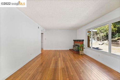 2915 Hermosa St, Pinole CA  94564-1511 exterior