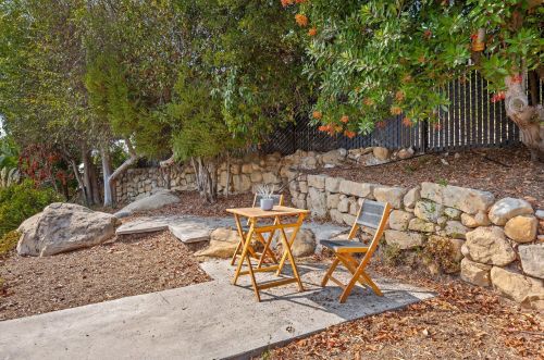 326 Alameda Padre Serra, Santa Barbara CA  93103-2107 exterior
