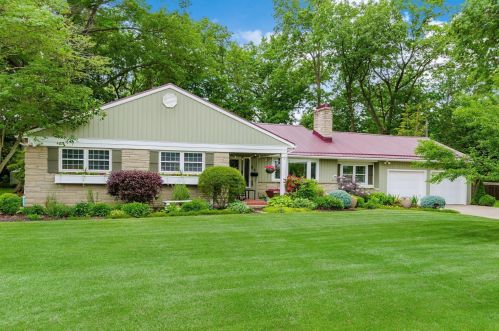 22 Scott Cir, Marysville, OH 43040-1048
