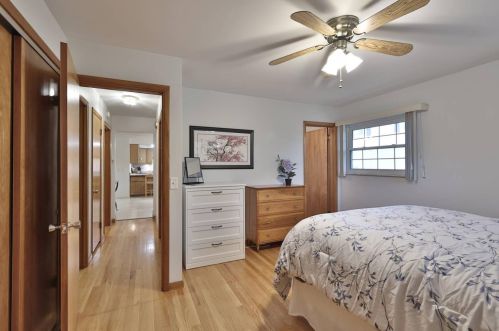 7702 Cella Dr, Cincinnati OH 45239-4108 exterior