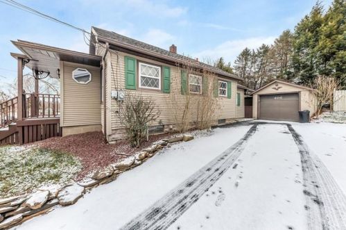 406 Fern St, New Castle, PA 16101-2641