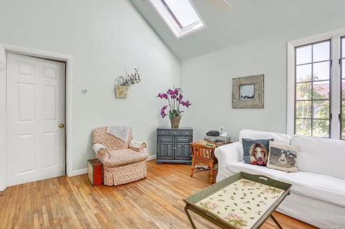 3 Hemlock Dr, Mahopac NY  10541-5357 exterior