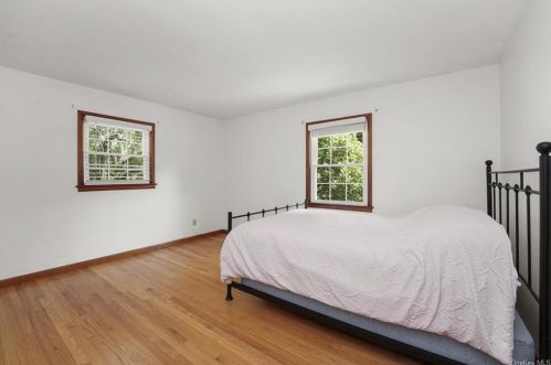 17 Widmer Rd, New Hamburg NY  12590-3019 exterior
