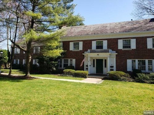 344 Ridgewood Rd, South Orange NJ  07079-1622 exterior