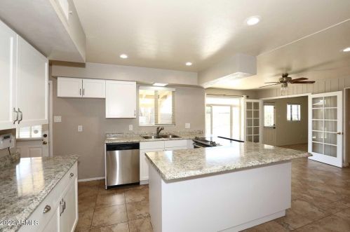 8501 Turney Ave, Scottsdale AZ  85251-2831 exterior