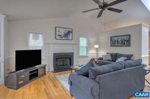 79 Ponderosa Ln, Bybee VA  22963-2405 exterior