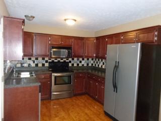 1123 Fitzpatrick Rd, Nashville TN  37214-3988 exterior