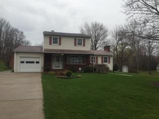4031 Ridge Pkwy, Erie, PA 16510-3227