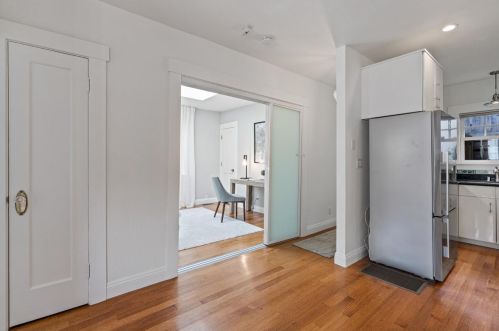 1000 Glendora Ave, Oakland CA  94602-1417 exterior