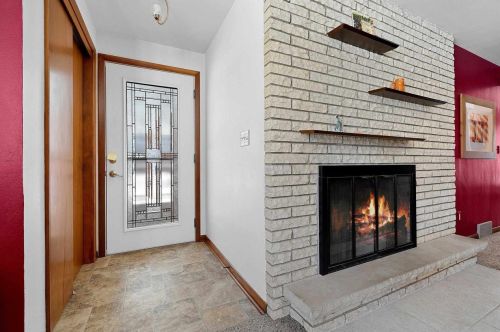 1865 Westline Rd, Green Bay, WI 54313-7671
